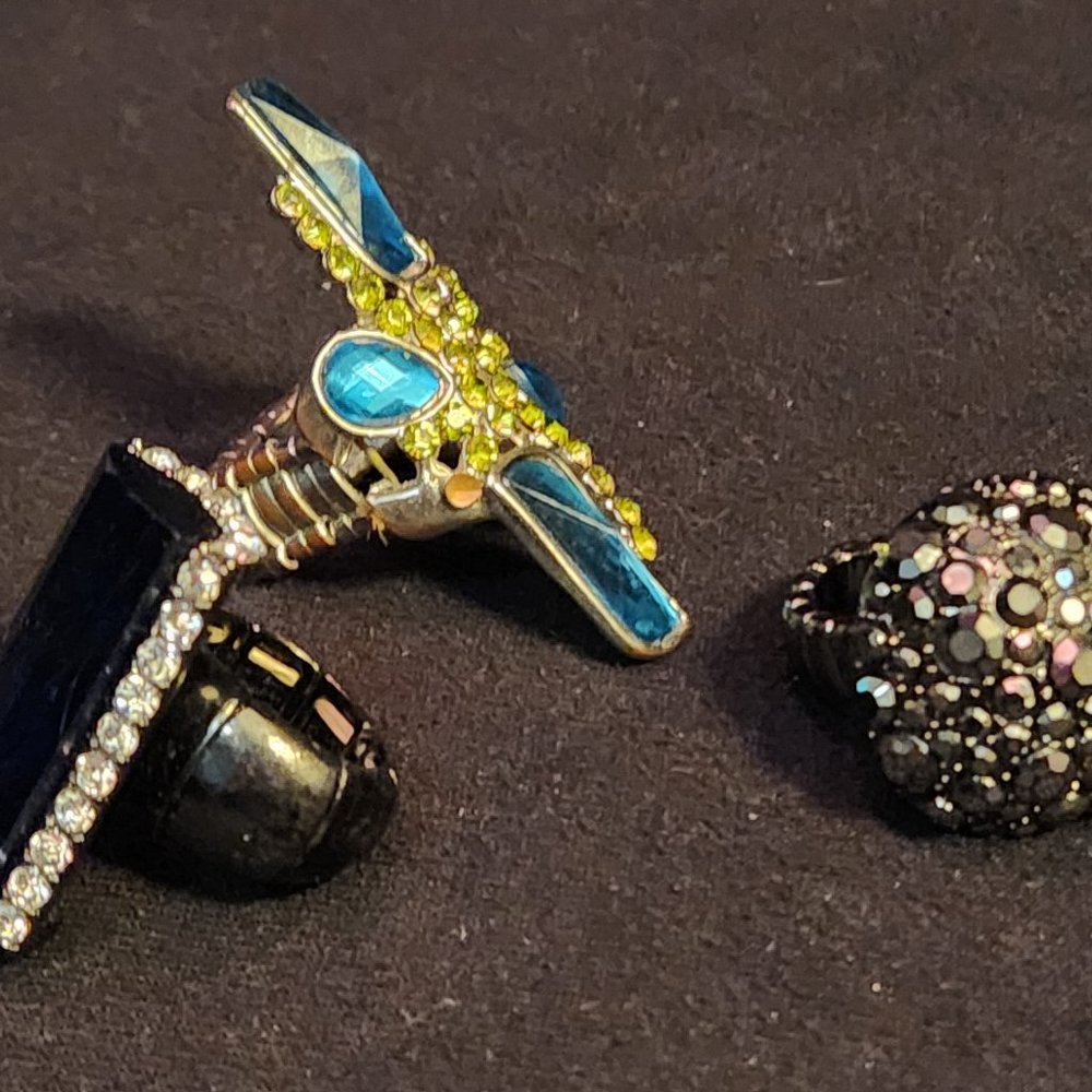 Rings - Picture 3 of 4